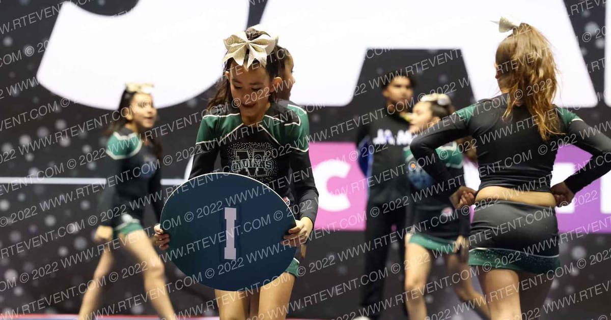 MONTEBELLO INDIANS PEE WEE · Palms and Pyramids