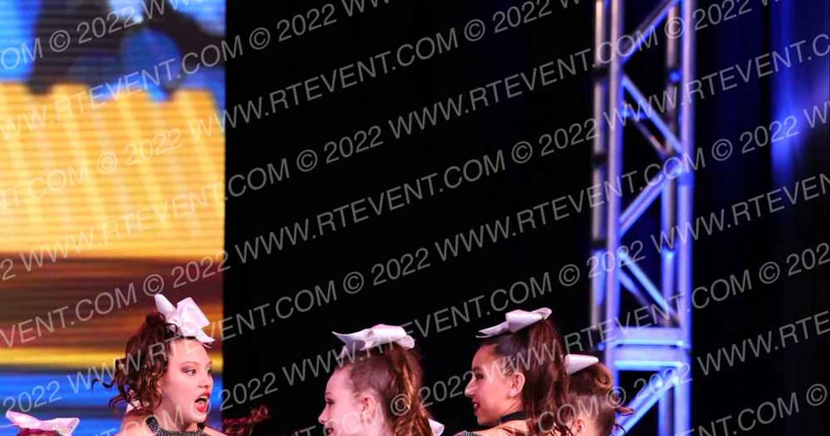 Island Xtreme Sirens · Foxwoods All Star Cheer