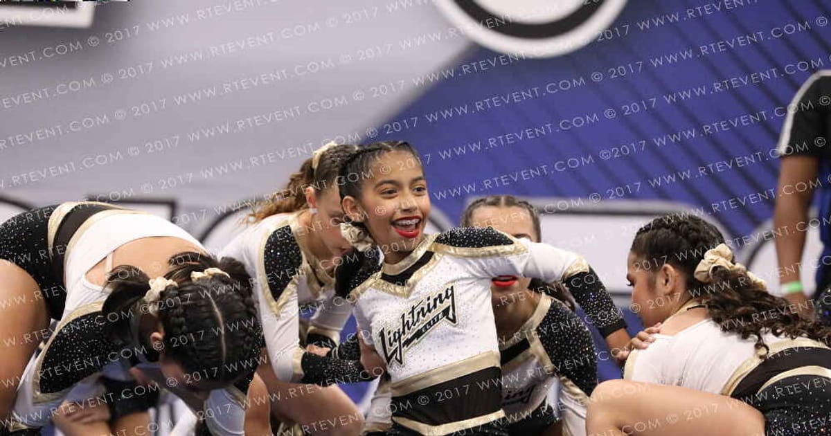 LIGHTNING ELITE RAIN · Holiday Showcase