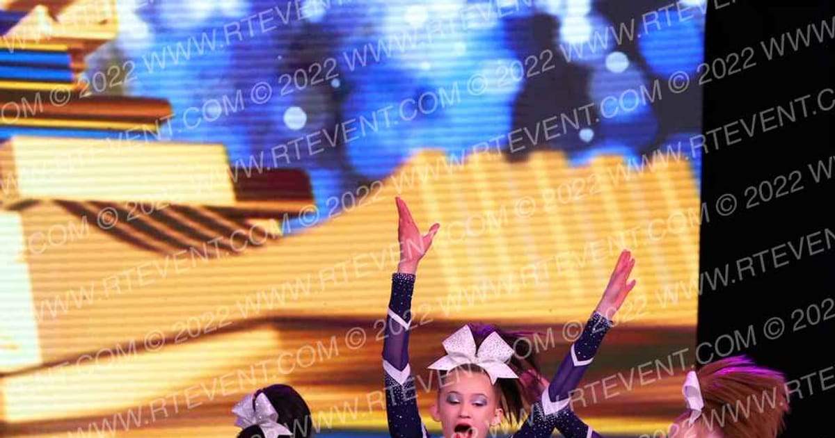 Premier Spirit Athletics Cheer The Ice Queens · Foxwoods All Star Cheer