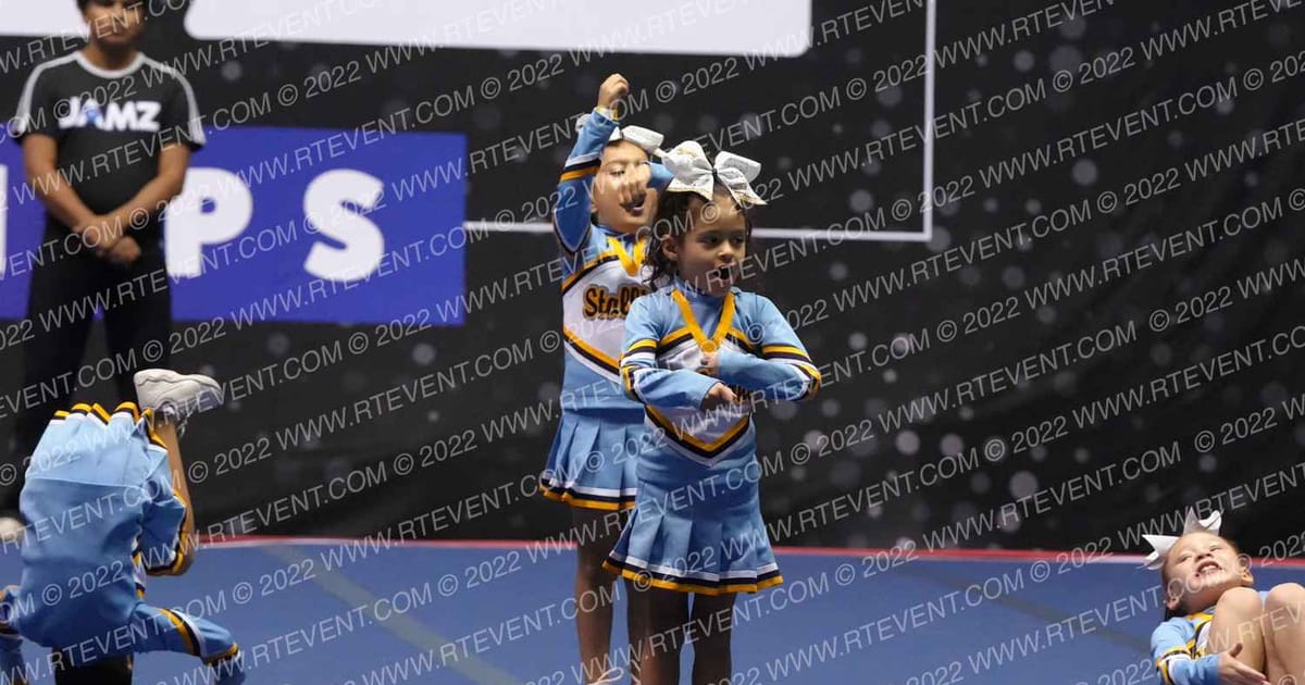 EL SERENO STALLIONS GREMLIN TEAM · Palms and Pyramids