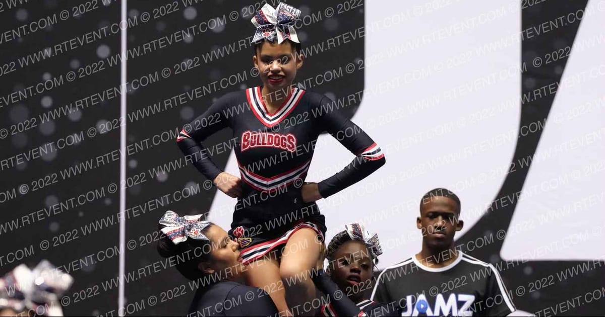 EAST LA BULLDOGS JR MIDGETS · Palms and Pyramids