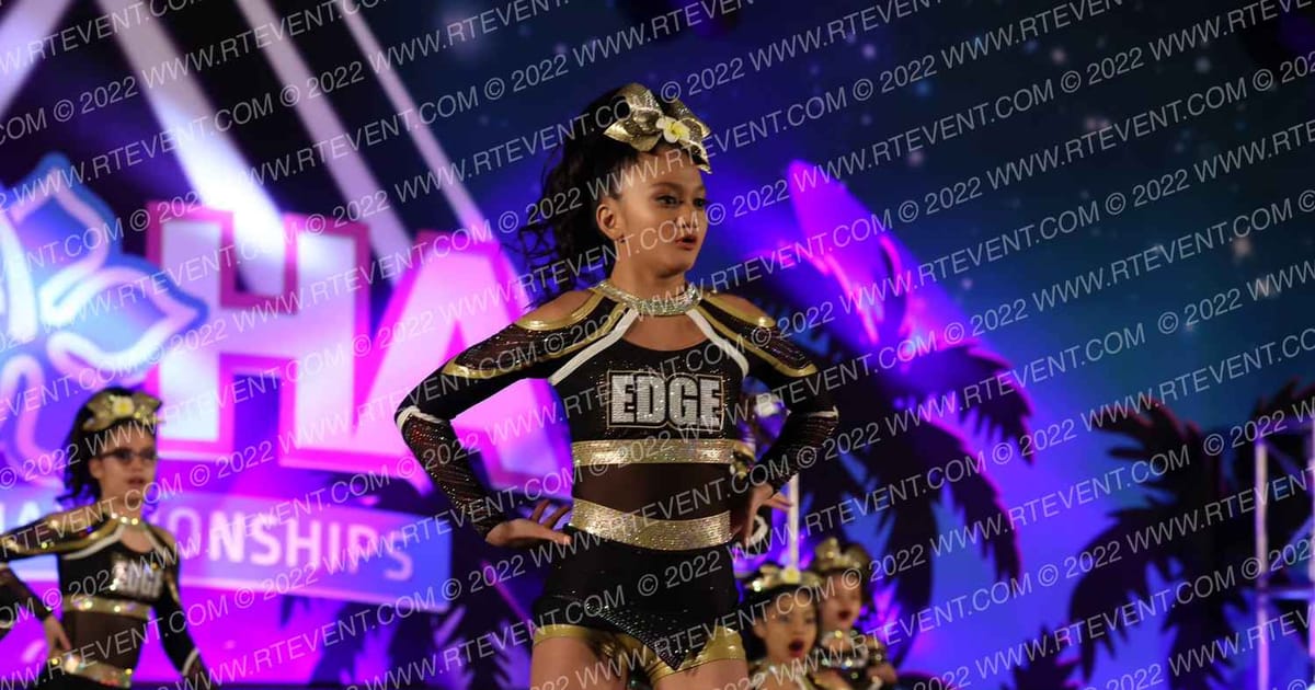 Tri-Cities Edge Barbie Girls · Aloha Portland Showdown