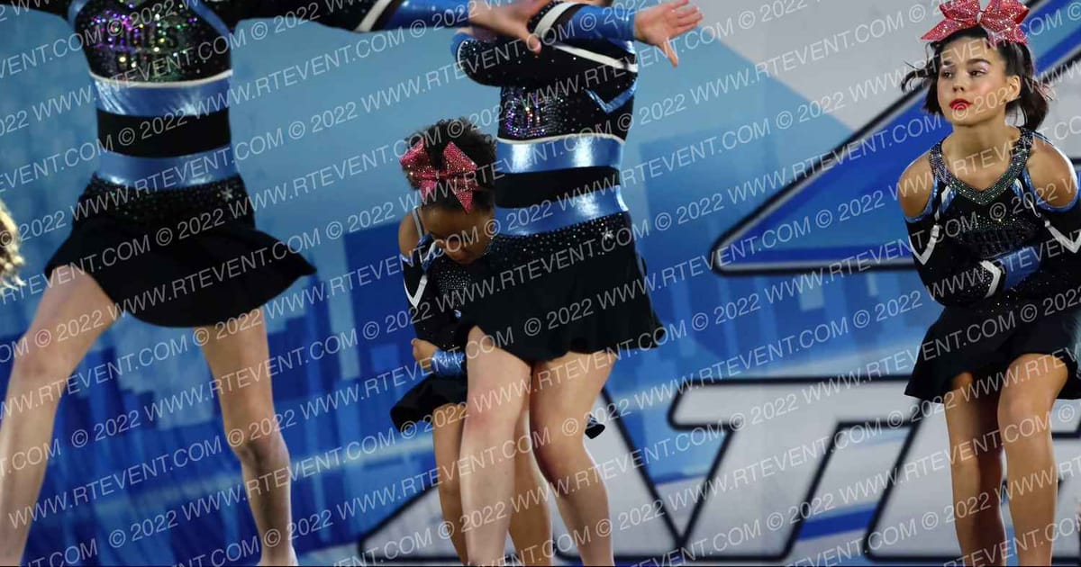 Eagles Elite Cheerleading Blaze · Athletic Championships Chattanooga