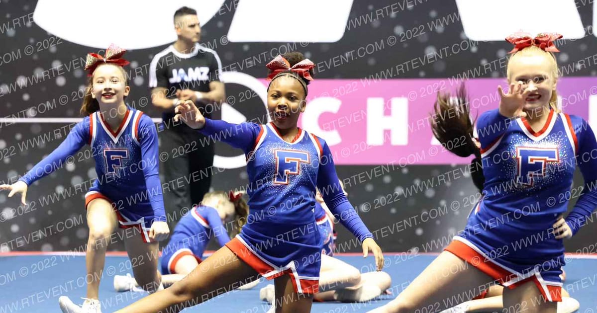 FOLSOM JR BULLDOGS · Palms and Pyramids