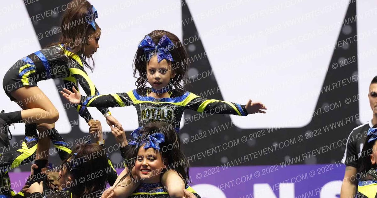 ROYAL STORM ELITE LADY LIGHTNING · Palms and Pyramids
