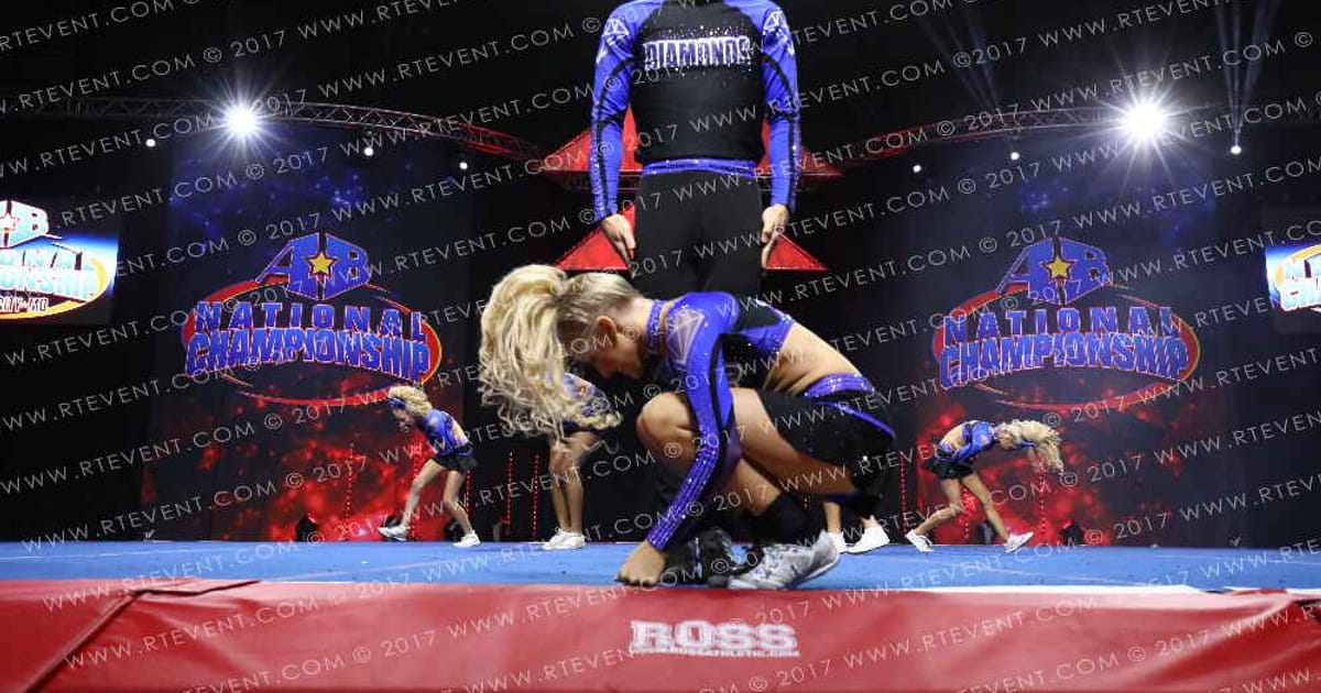 Twist & Shout Tulsa Diamonds · Americas Best Kansas City Grand Nationals