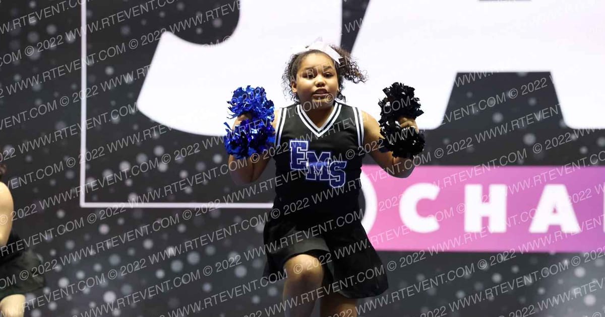 EDGEWOOD MIDDLE SCHOOL CHEER · Palms and Pyramids