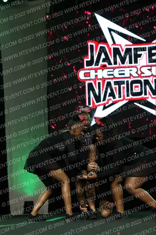 Elements Cheer Chicago Thunder