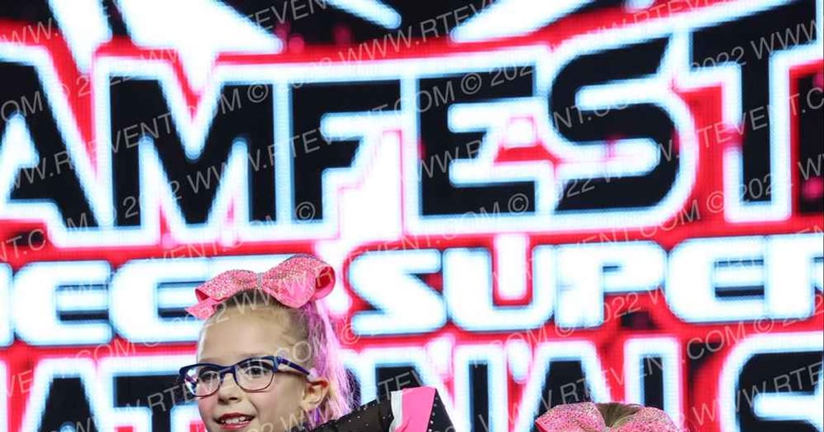 Titanium Force Cheer Glow Girls · JAMfest Cheer Super