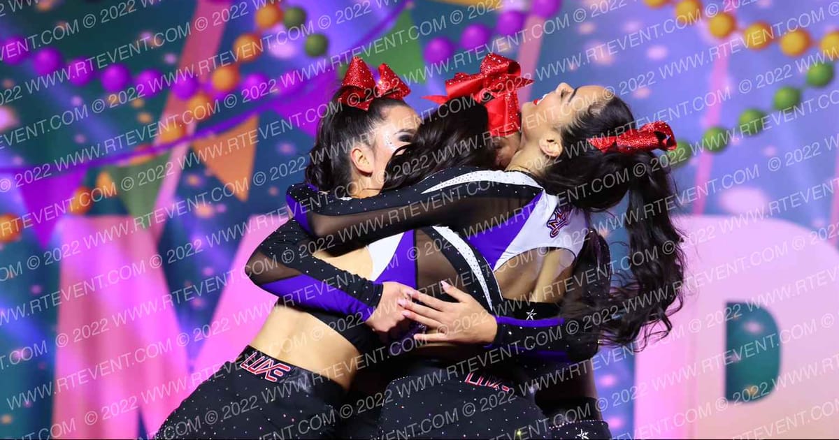 Luxe Cheer Lady Legends · Mardi Gras Grand Nationals DIDII