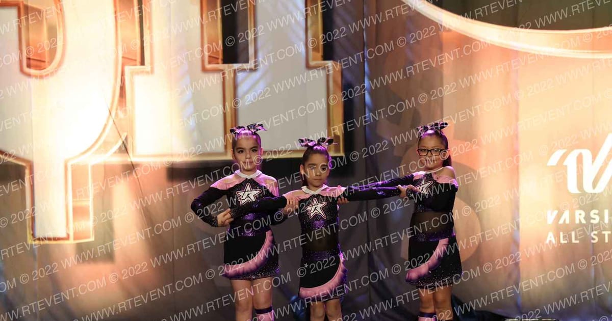 Reigning Star Athletics Purple Sass · Cheer Power Cash Bash Galveston Showdown