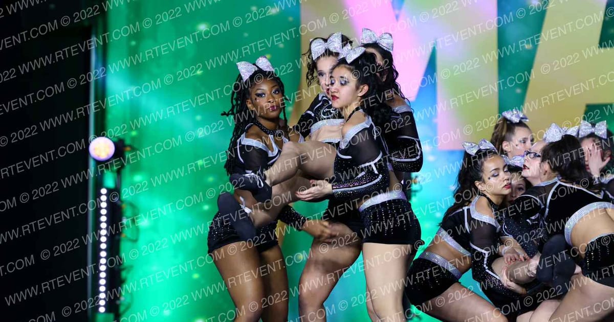 Las Vegas Elements Blackout · Mardi Gras Grand Nationals DIDII