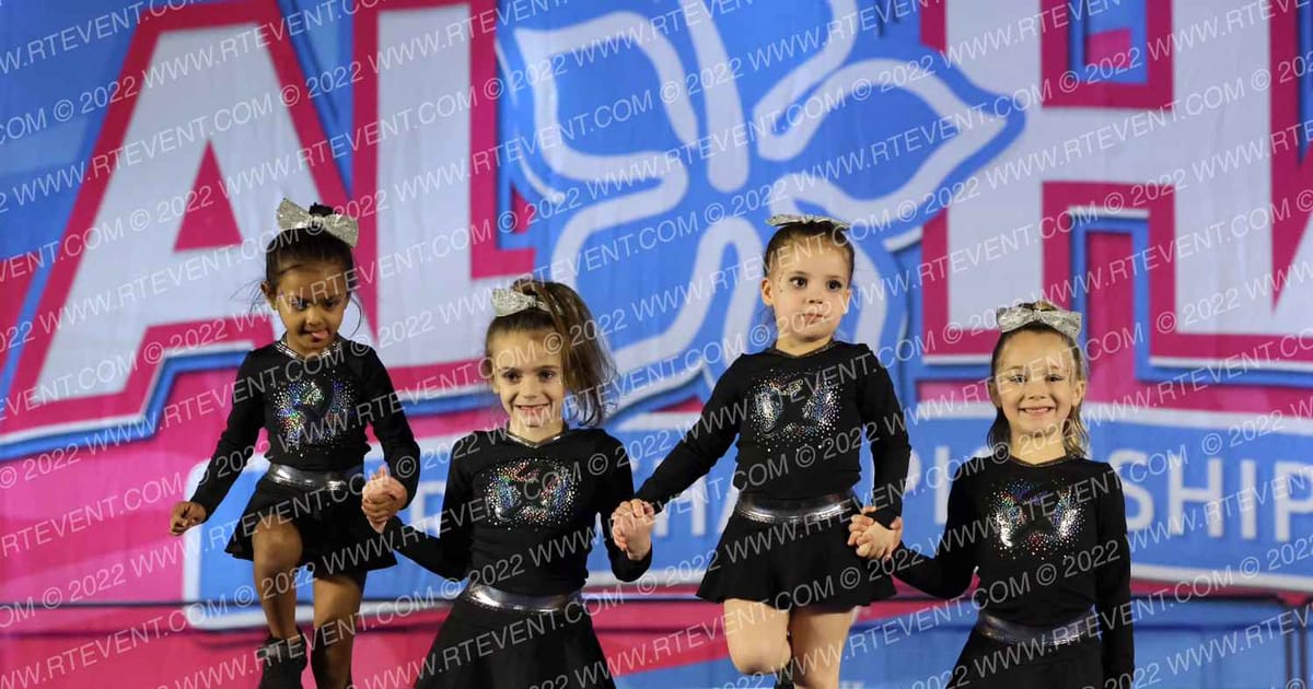 Southern Maine Extreme Tiny Titans · Aloha Worcester Showdown