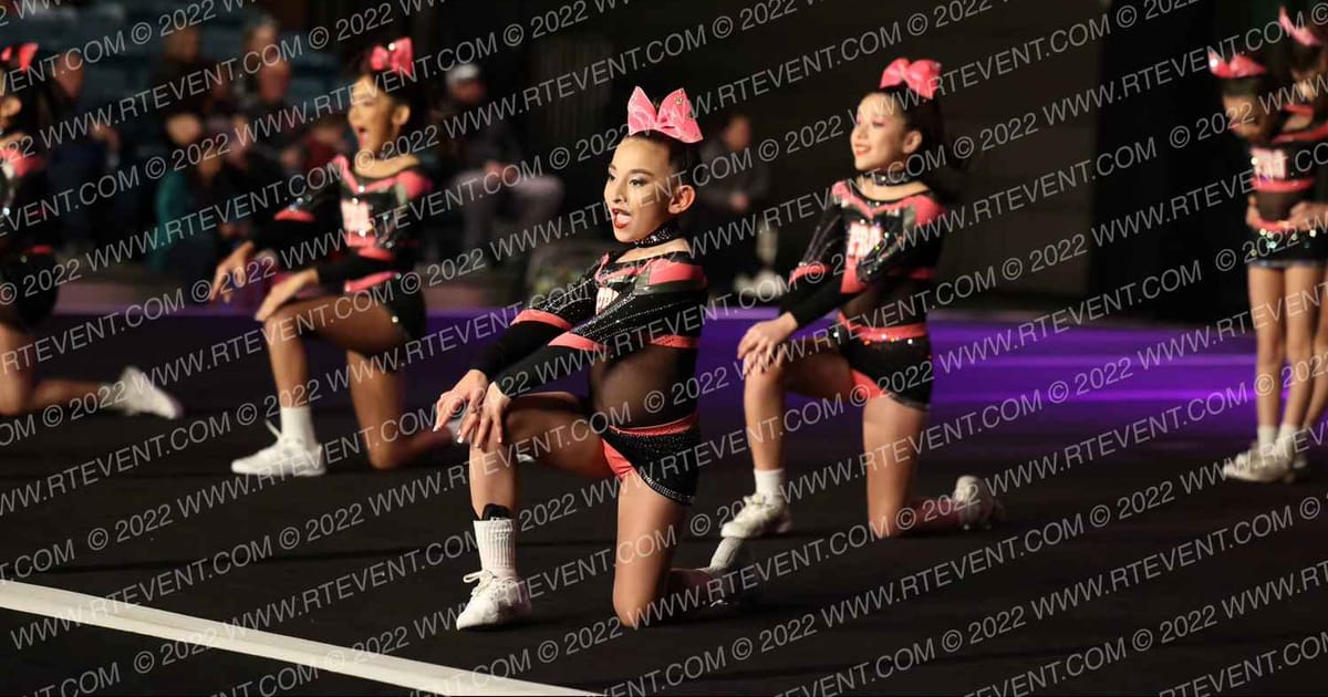 Pro Scouts Bombshells · Cheer Power Cash Bash Galveston Showdown