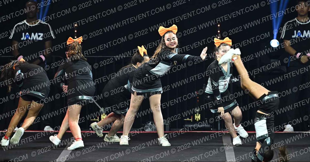 FULLERTON BEARS SILVER · JAMZ Youth and NA Nationals