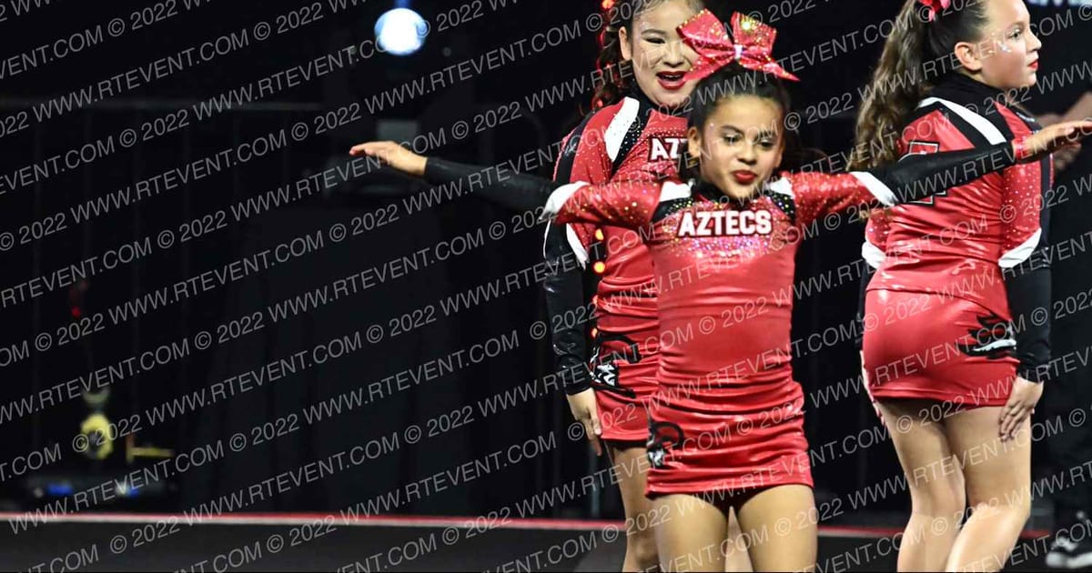 SOUTH GATE AZTECS 10U CHEER · JAMZ Youth and NA Nationals