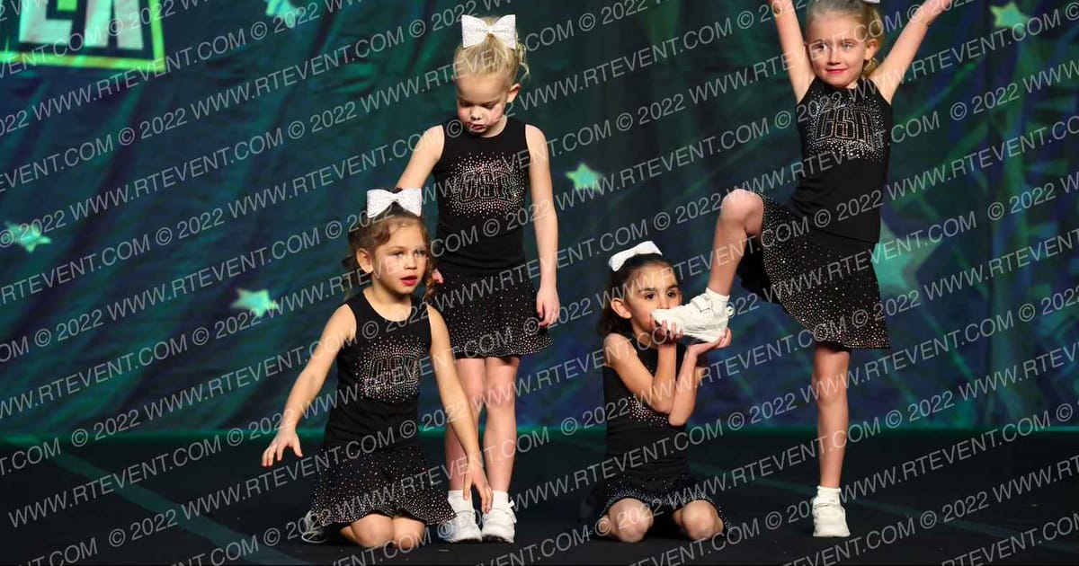 Cheer Strike Royals Tiaras · Feel the Power East