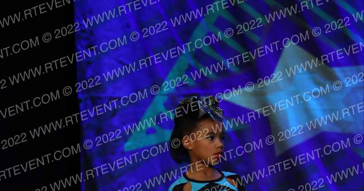 Cheer Sport Sharks - Toronto Button Sharks · Feel the Power East
