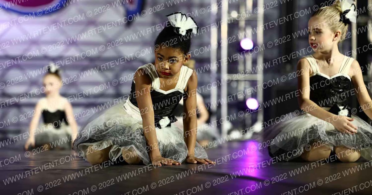Ultimate Dance & Cheer Emeralds Lyrical · Dancefest Grand Nationals