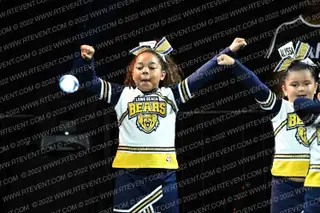 LONG BEACH BEARS CHEER  TINY MITES