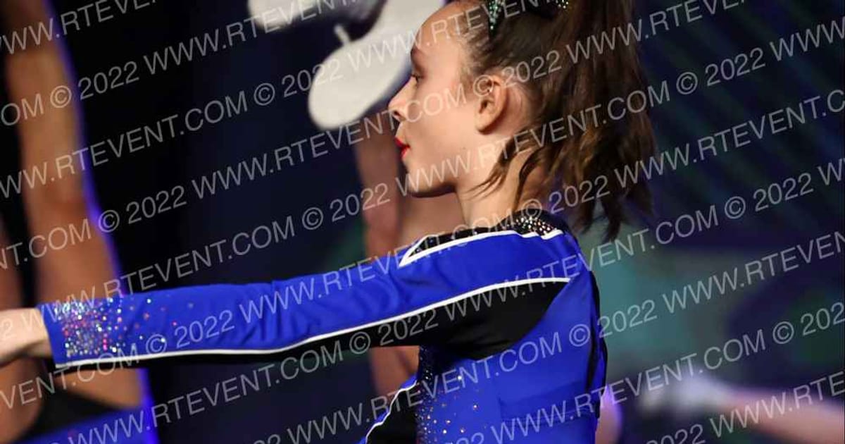 Bluewater Cheer Athletics Sea Queens · Feel the Power East
