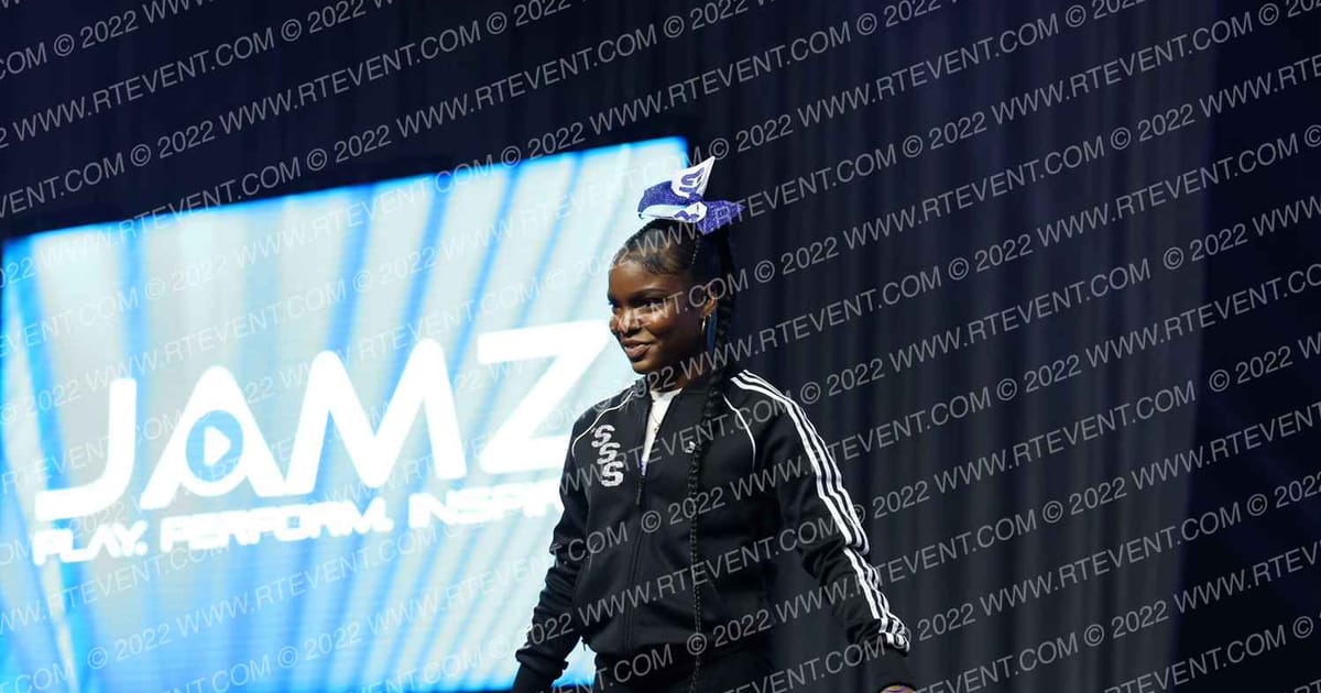 SNOOPS SPECIAL  STARS CHEER · JAMZ Youth and NA Nationals