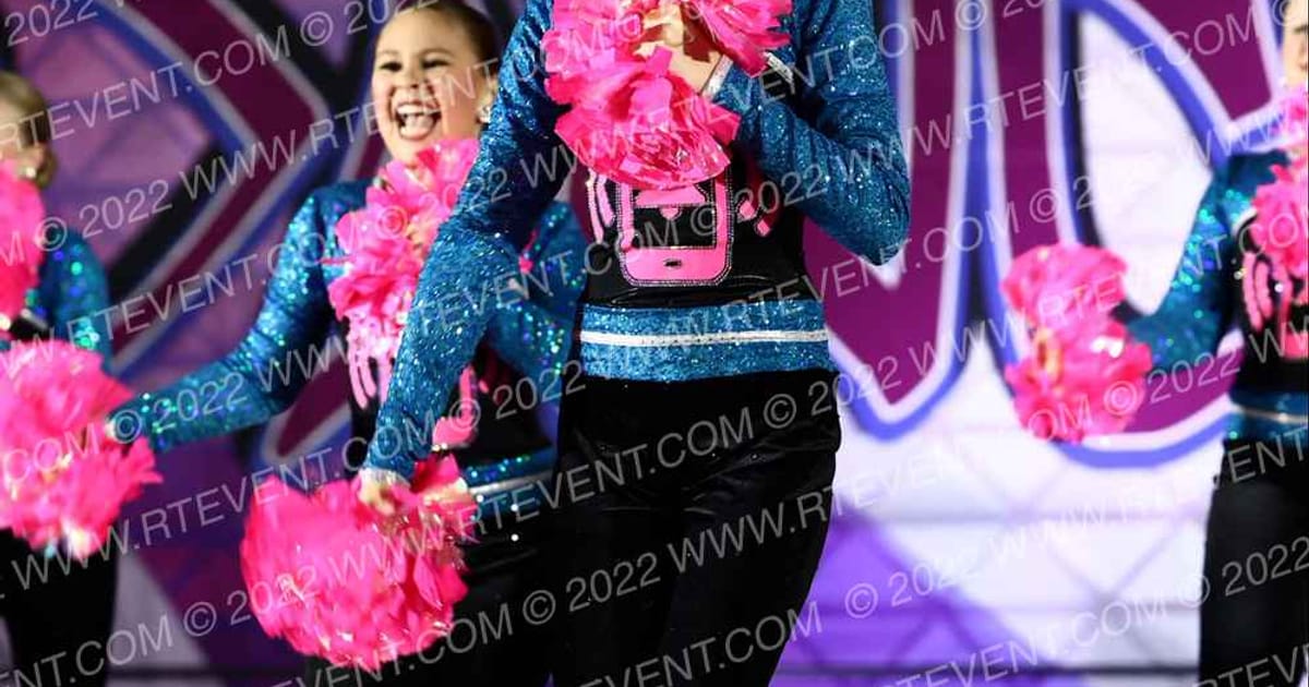 Foursis Dance Academy Foursis Dazzlerette Small Dance Team · Dancefest Grand Nationals