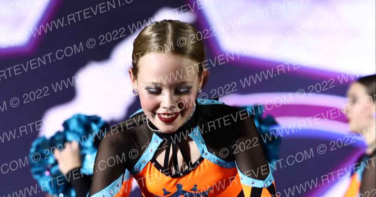 Starz Dance Academy SDA Youth All Starz Large Pom · Dancefest Grand Nationals