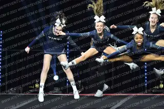 VISTA JR EAGLES COMP CHEER TEAM