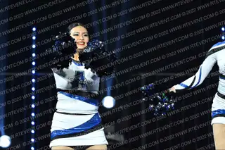 AVENAL YOUTH CHEER SENIORS