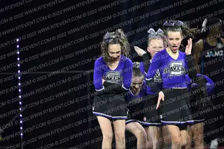 SANTEE RAVENS VARSITY CHEER