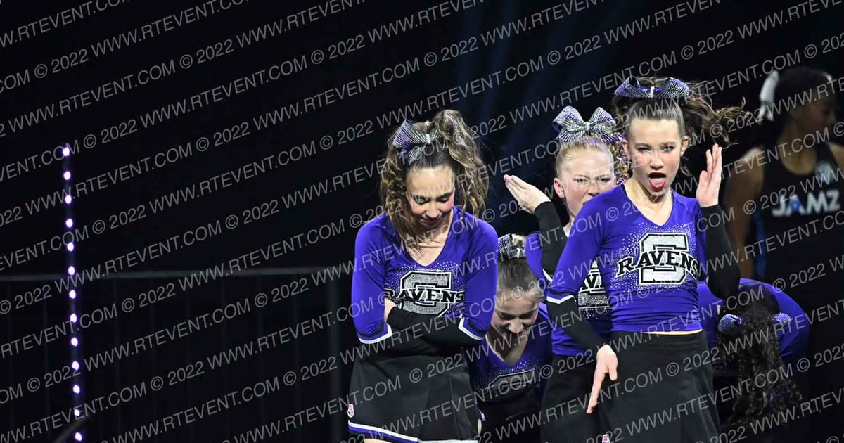 SANTEE RAVENS VARSITY CHEER · JAMZ Youth and NA Nationals