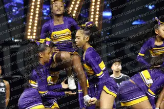 OAKLAND DYNAMITES HYPE SQUAD