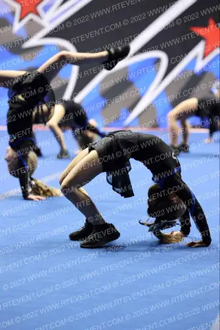Bucs Cheer Gems