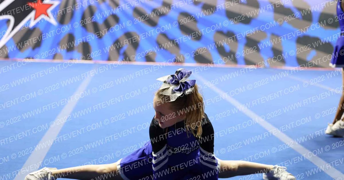North Caroline Cougars 10U Cheer · Rumble in the Jungle