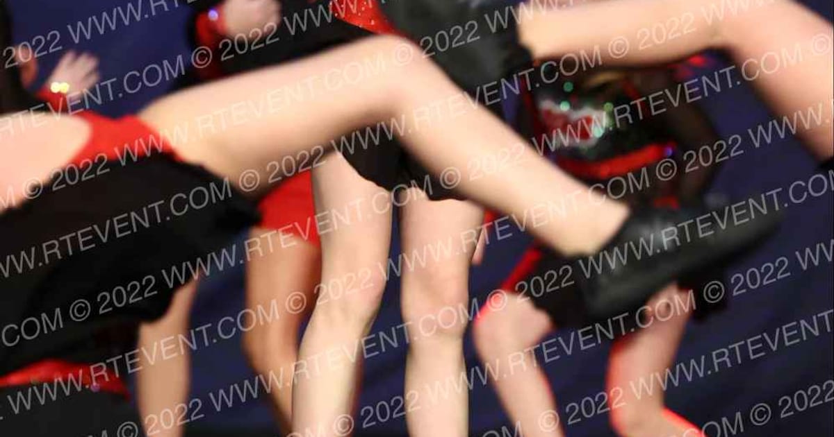 London Heat Cheerleading Flash · Feel the Power East