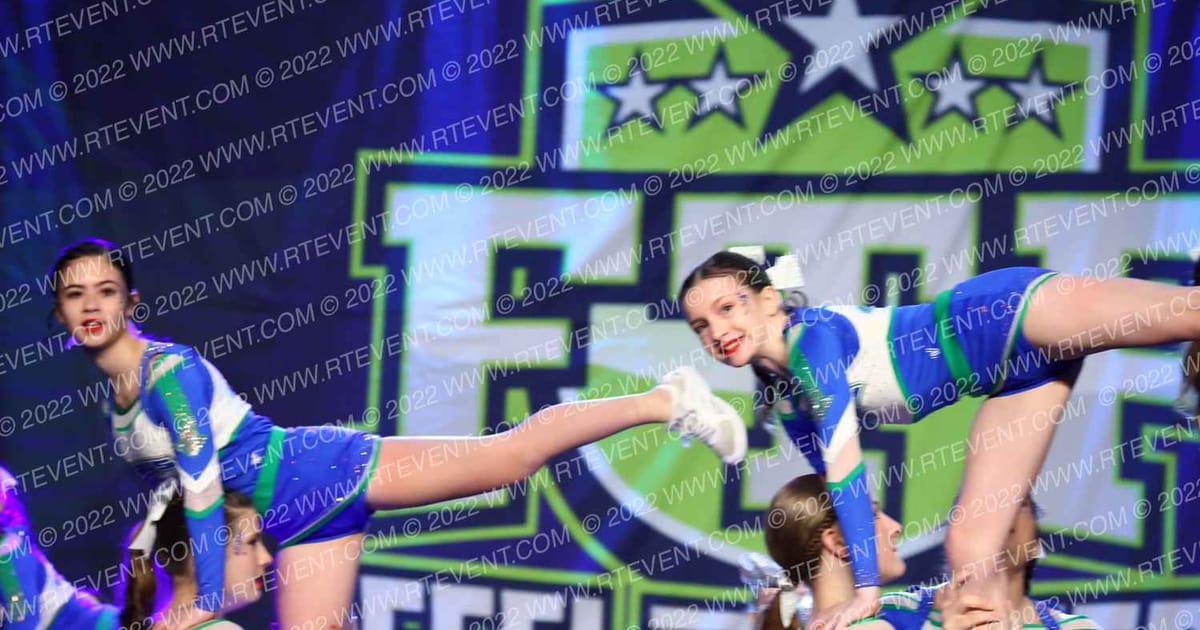 The Stingray All Stars Ice Queens · Feel the Power East