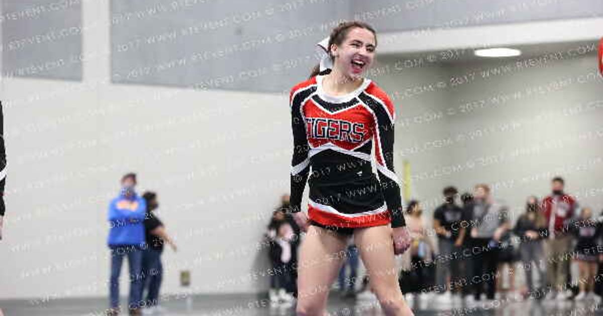Elsinore HS Med. Varsity Nov. · CA State Championships Ontario