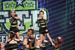 Cheer On! Blossom Bears