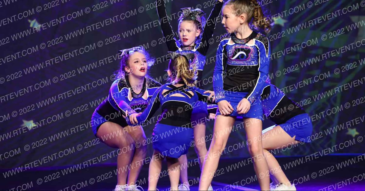 Bluewater Cheer Athletics Frost · Feel the Power East