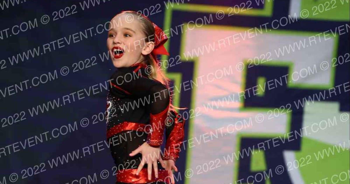 London Heat Cheerleading Sparks · Feel the Power East