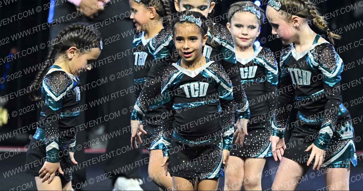 TRIPLE CROWN DYNASTY MAJESTICS · JAMZ Youth and NA Nationals