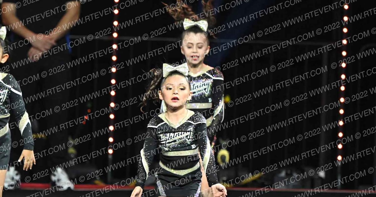 LIGHTNING ELITE FROSTBITE · JAMZ Youth and NA Nationals