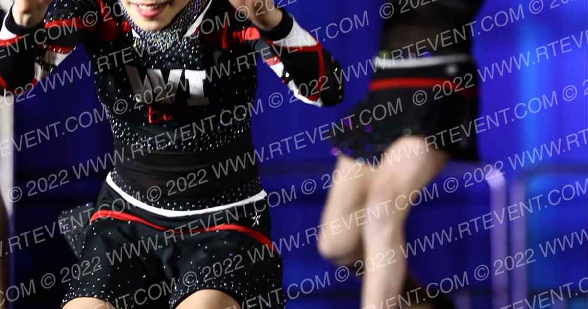 Cheer Extreme - Chicago LOVE · NCA Milwaukee Classic