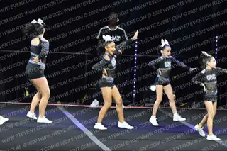 ONE DREAM MISS CLIQUE