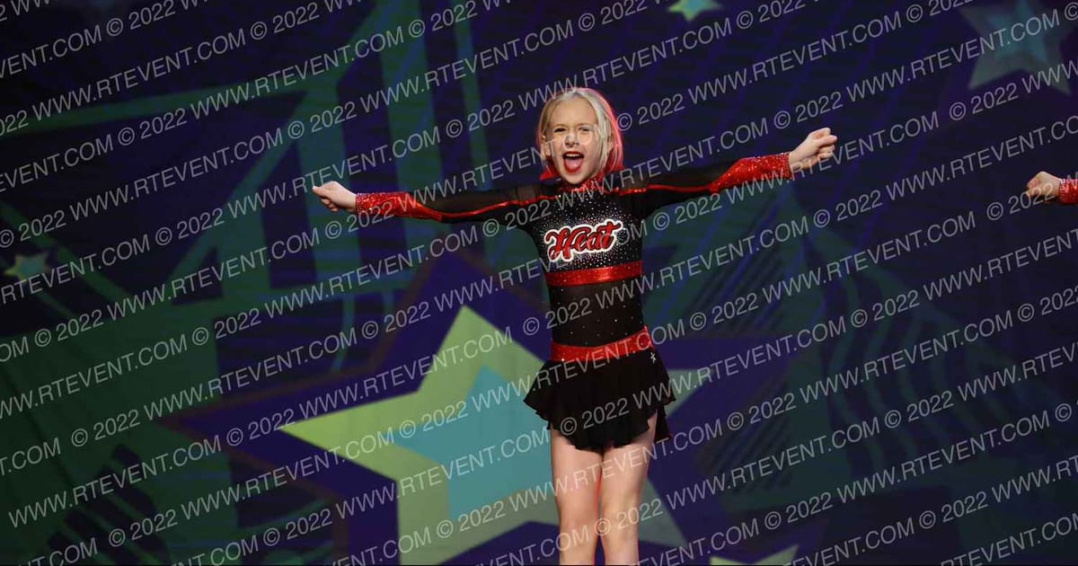London Heat Cheerleading Code Black · Feel the Power East