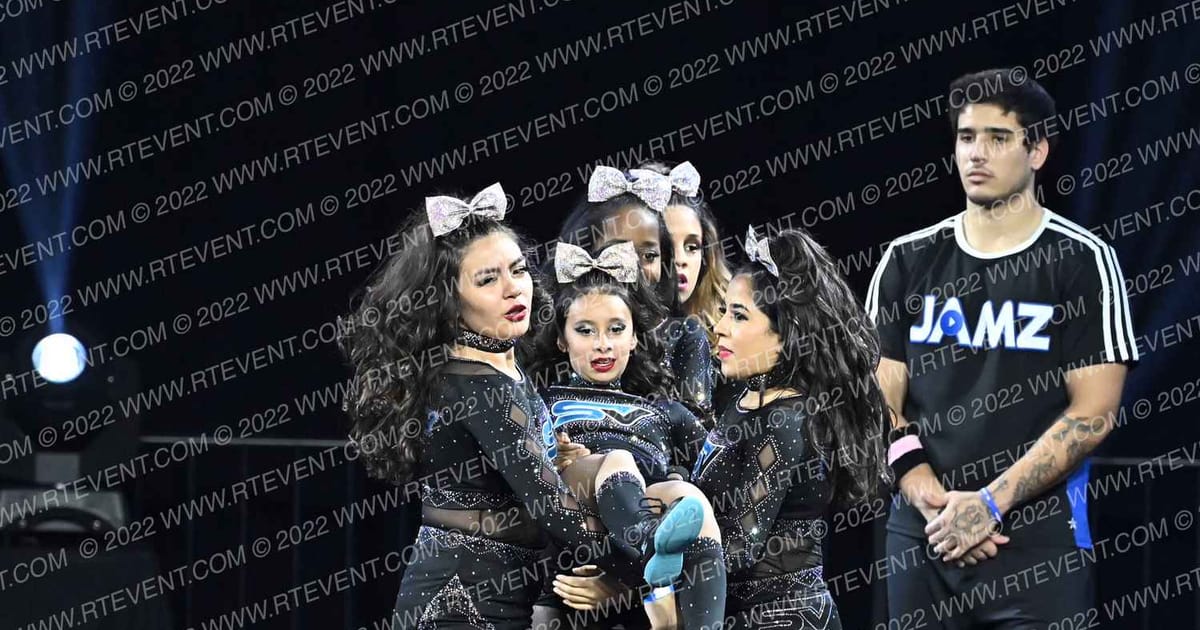 SIERRA VISTA ELITE ROYALTY · JAMZ Youth and NA Nationals