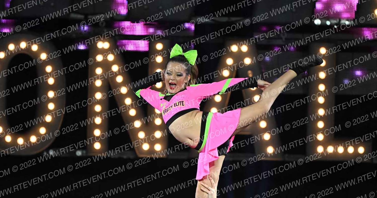DIVERSITY ELITE S3NIOR PINK · JAMZ Youth and NA Nationals