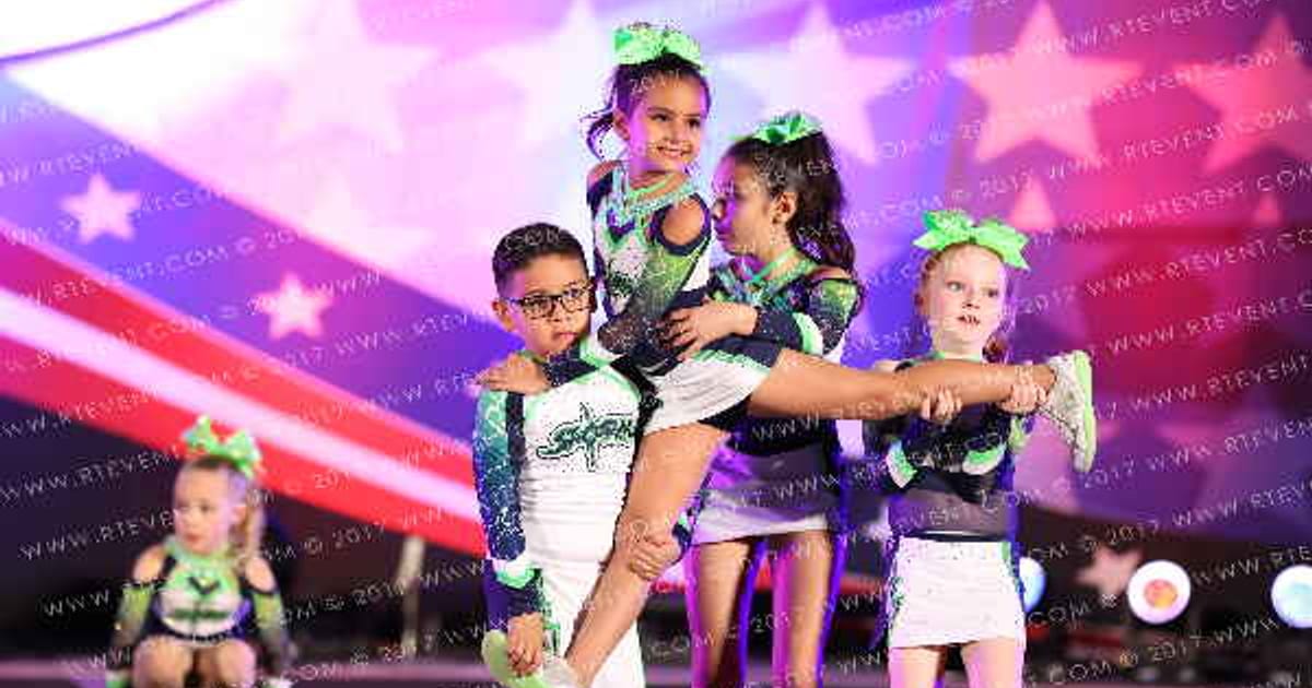 Cruces Cheer Storm Lightning Crushers · American Cheer Power Southern Nationals DIDII